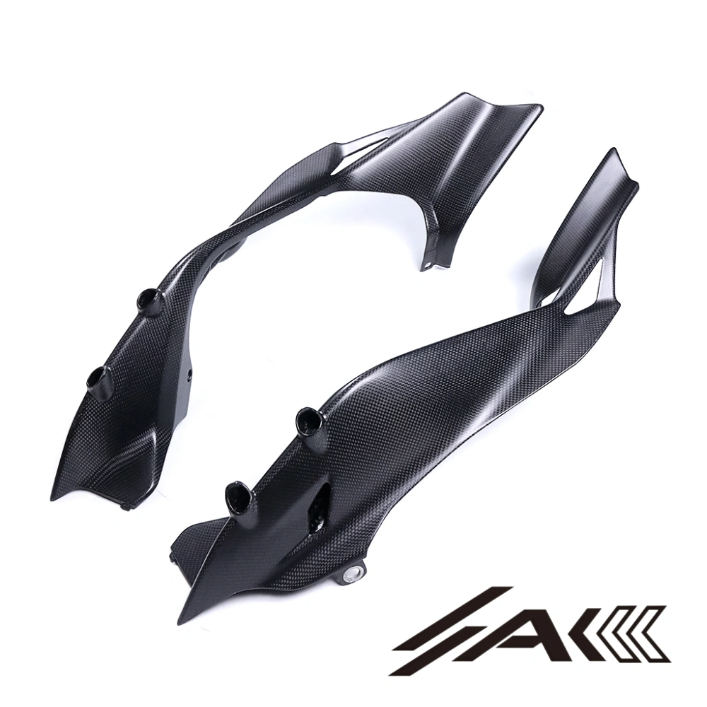 AK-Carbon-100-Dry-Carbon-Fiber-Rear-Seat-Side-Panels-For-Ducati-Panigale-V4-V4S-2025-installed.webp Ducati Panigale V4 Dry Carbon Fiber Rear Seat Side Panels | AK Carbon - 图片 1