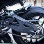 Yamaha R1 Dry Carbon Fiber Swingarm Cover | AK Carbon - 图片 2